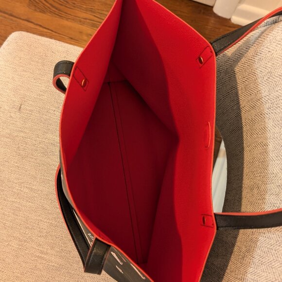 Hello Kitty x Space Invaders Tote Bag (Collaboration) - Excellent Condition - Picture 10 of 11